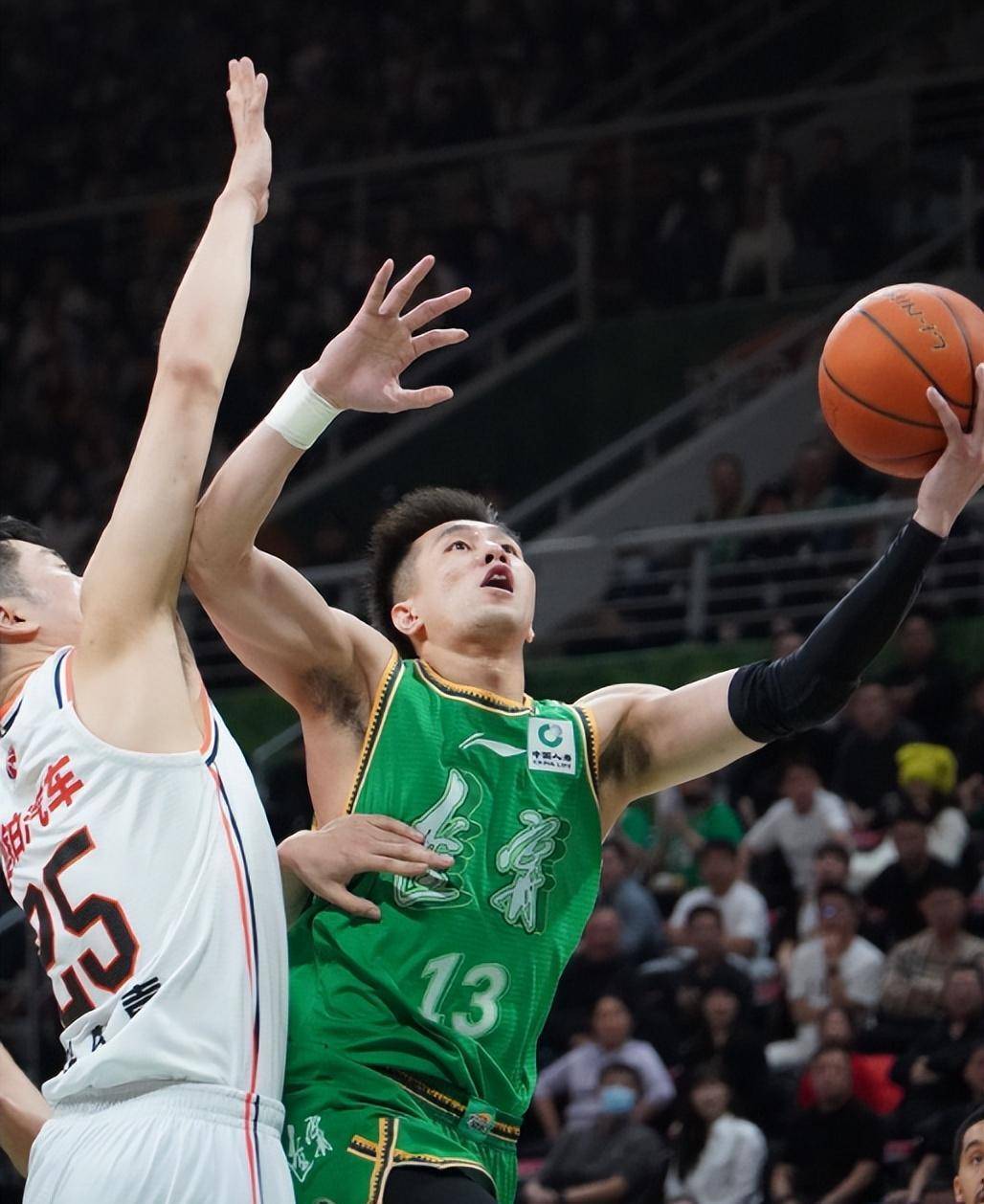 皇家社会训练开放日，清晨门线救险引欢呼，CBA季后赛在即，赛程密集仍需轮换的简单介绍